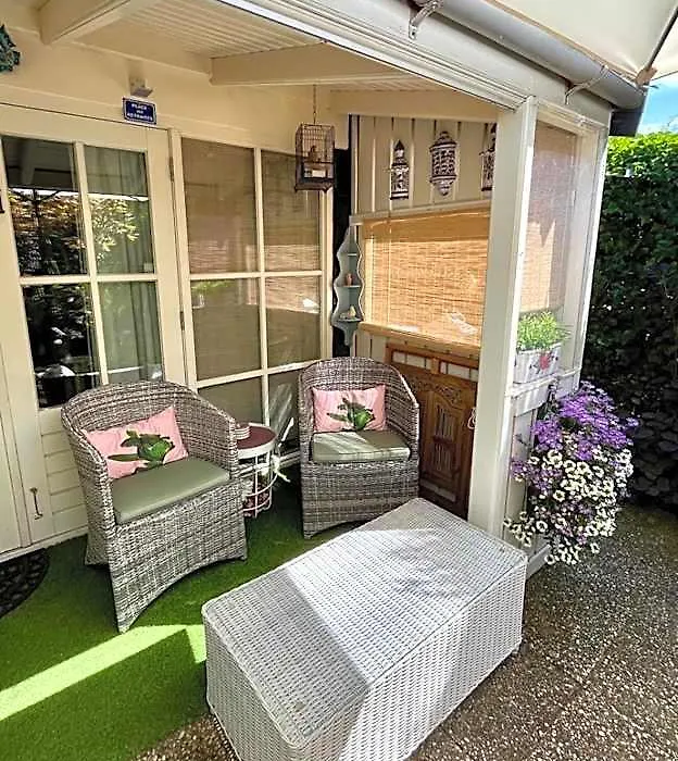 B&B Het Tuinhuisje-1